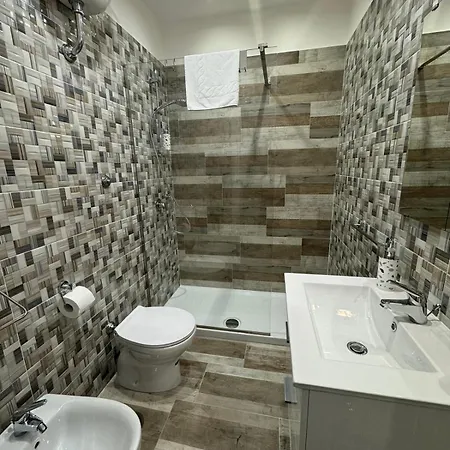 Punto House Ferrovia Gæstehus 4*